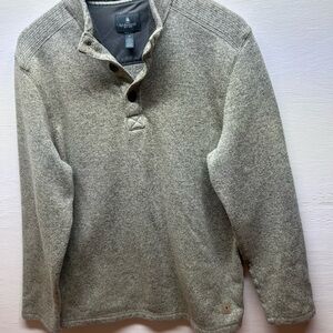 G.H. Bass & Co. Men's Light Gray Buttoned Crewneck Sweater